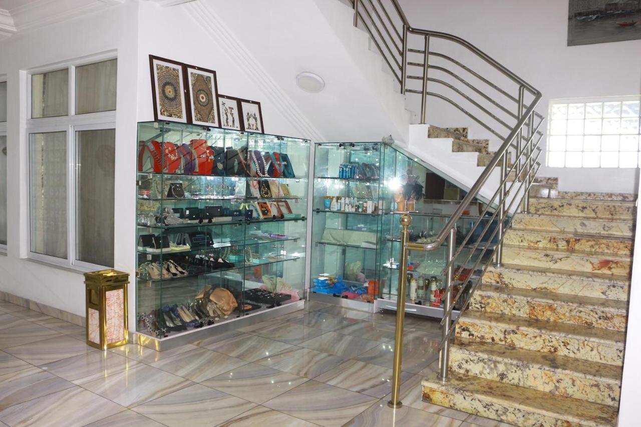 Bon Hotel Port Harcourt At La Kings Exterior photo