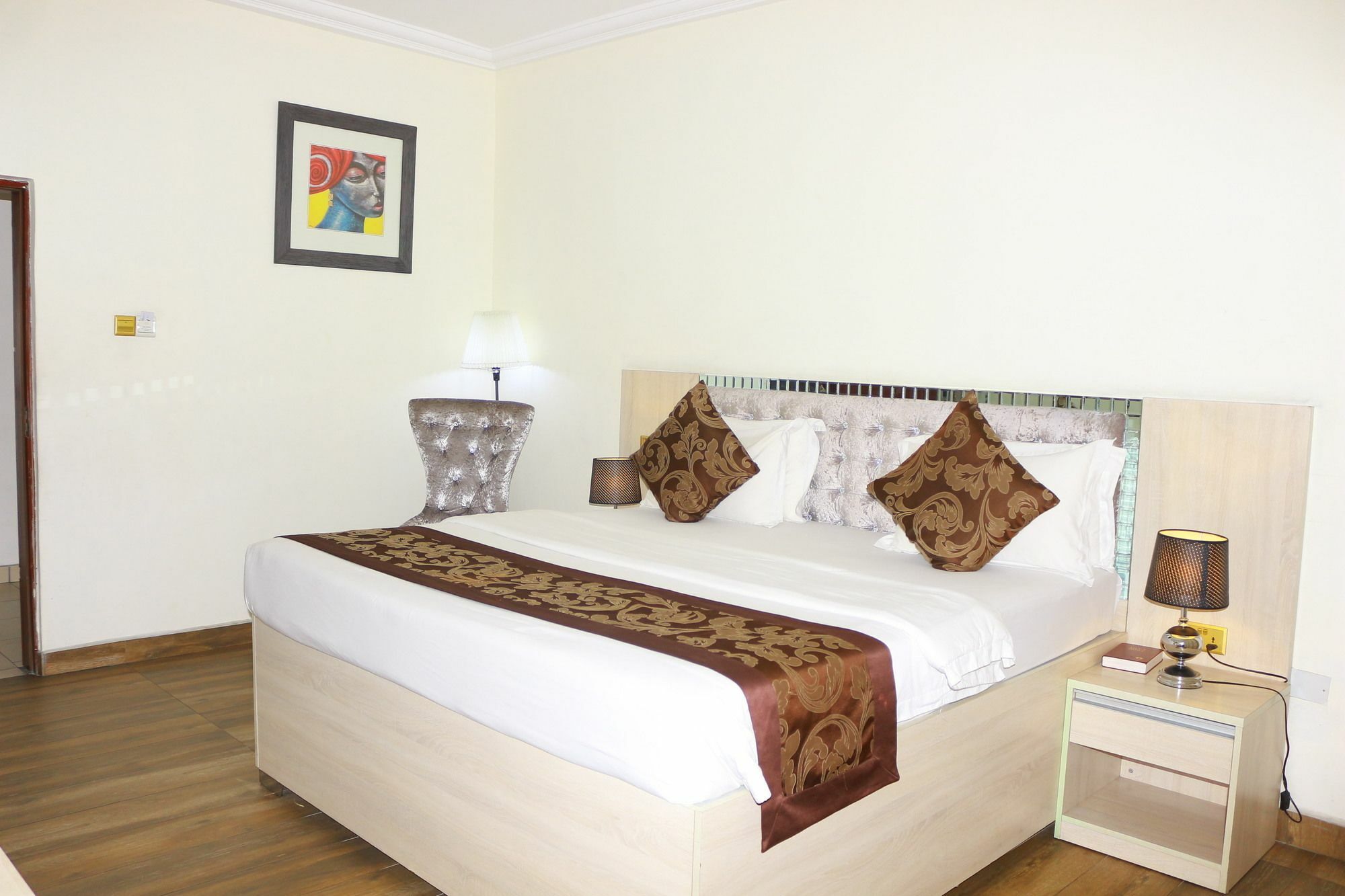 Bon Hotel Port Harcourt At La Kings Exterior photo