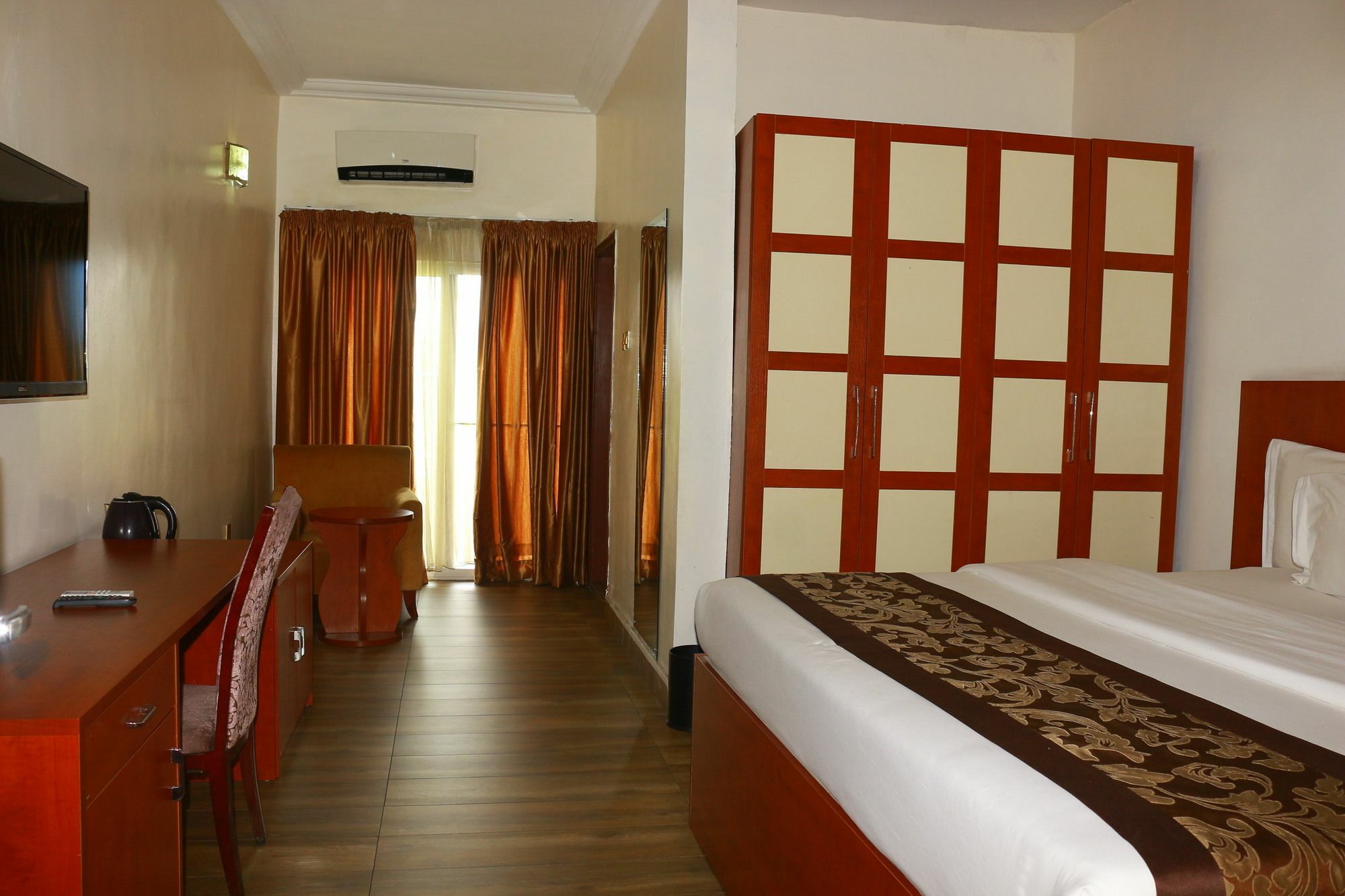 Bon Hotel Port Harcourt At La Kings Exterior photo